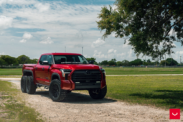 Фото дисков Vossen HF6-5 Черный сатин на Toyota Tundra III