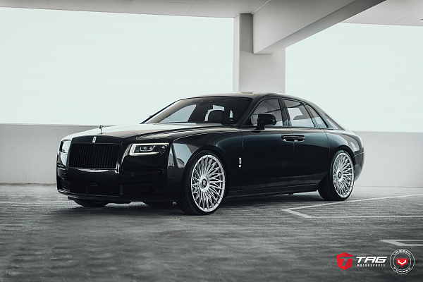 Фото дисков Vossen S17-15T Глянцевый лак на Rolls-Royce Ghost II