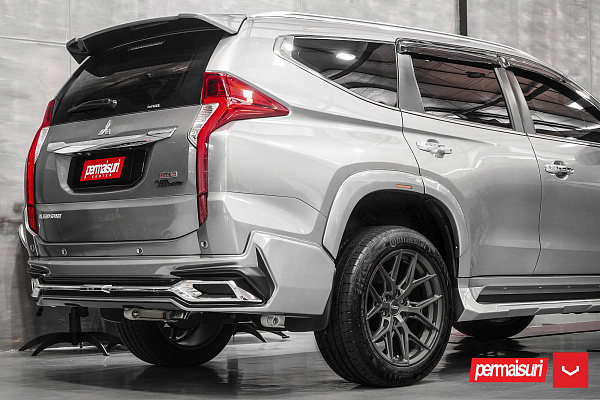 Фото дисков Vossen HF6-4 Матовый графит на Mitsubishi Pajero Sport III