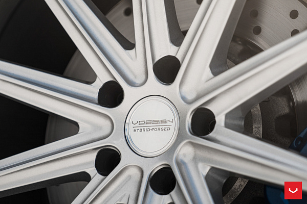 Фото дисков Vossen VFS-10 Серебро на BMW 3/M3 (F3x/F80)