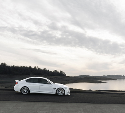 Фото дисков Rotiform LTN-J на BMW 3/M3 (E90)