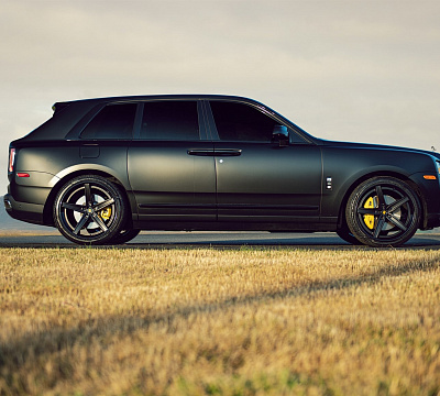 Фото дисков Anrky AN35 на Rolls-Royce Cullinan