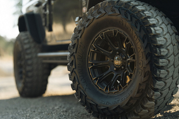 Фото дисков Black Rhino DIAMONDBACK Черный сатин на Jeep Wrangler IV (JL)