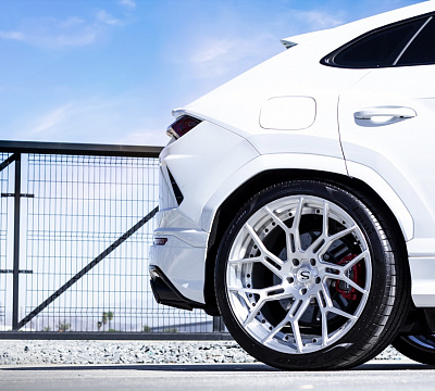 Фото дисков Savini SV72 на Lamborghini Urus