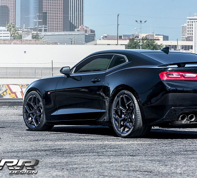 Фото дисков MRR M228 на Chevrolet Camaro VI