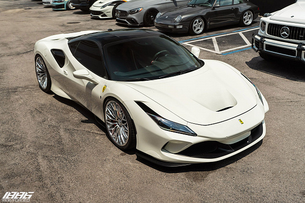 Фото дисков 1886 Wheels G015 Полированный лак на Ferrari F8