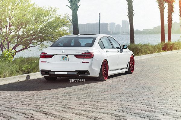 Фото дисков Strasse Wheels SV10T Deep Concave FS Другой цвет на BMW 7 (G11/G12)