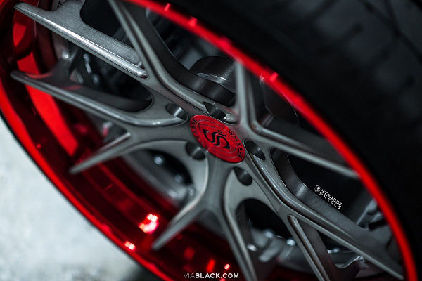 Фото дисков Strasse Wheels SM5R Deep Concave Другой цвет на Lamborghini Huracan