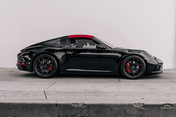 Фото дисков Brixton Forged CM5-RS Черный матовый на Porsche 911 VIII