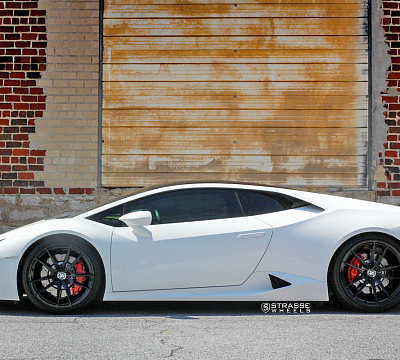 Фото дисков Strasse Wheels SV1 Deep Concave Monoblock на Lamborghini Huracan
