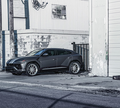 Фото дисков Anrky AN38 на Lamborghini Urus