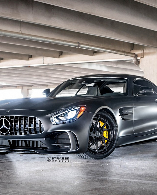 Фото дисков SM5RT Deep Concave FS Черный глянец на Mercedes-Benz AMG GT I