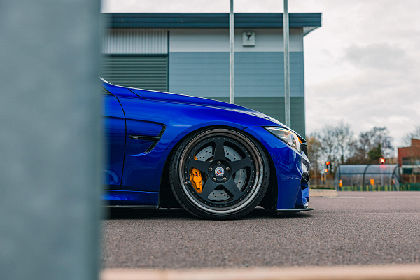 Фото дисков HRE 305 Черный матовый на BMW 3/M3 (F3x/F80)