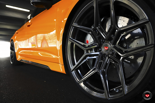 Фото дисков Vossen EVO-4R Глянцевый графит на Audi A/RS 6 (C8)