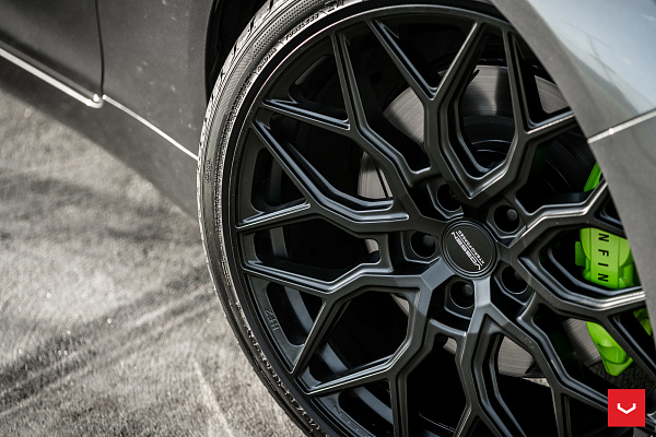 Фото дисков Vossen HF-2 Черный сатин на Infiniti Q50
