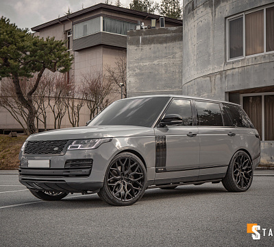 Фото дисков Vossen HF-2 на Land Rover Range Rover IV