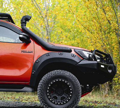 Фото дисков Black Rhino RENO на Toyota Hilux VIII