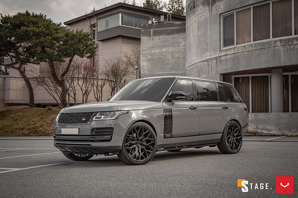 Фото дисков Vossen HF-2 Черный глянец на Range Rover IV