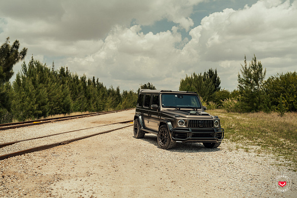Фото дисков Vossen LC3-01 Глянцевый темный лак на Mercedes-Benz G-Class III