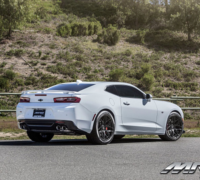 Фото дисков MRR FS01 на Chevrolet Camaro VI