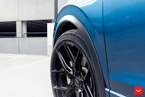 Фото дисков Vossen HF-5 Черный глянец на Volkswagen Tiguan II