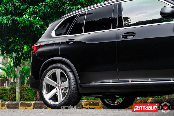 Фото дисков Vossen CG-210 Глянцевый лак на BMW X5/X5 M (G05/G18/F95)