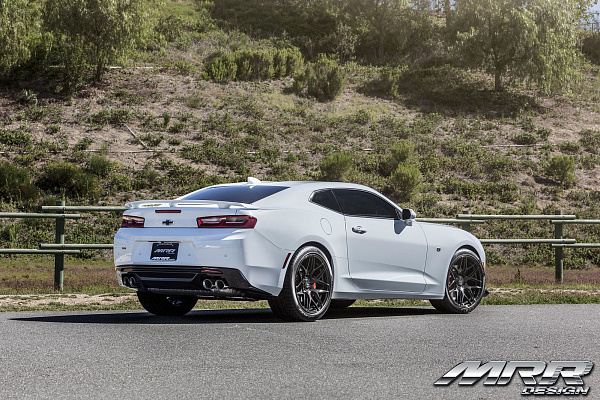 Фото дисков MRR FS01 Черный глянец на Chevrolet Camaro VI
