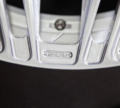 ADV.1 ADV005F M.V2 Advanced Series
