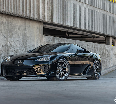 Фото дисков Brixton Forged R11-R на Lexus LFA
