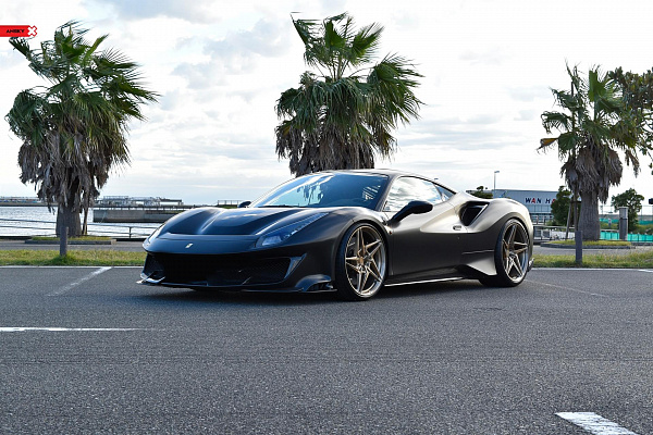 Фото дисков Anrky S1-X3 Сатиновая шампань на Ferrari 488