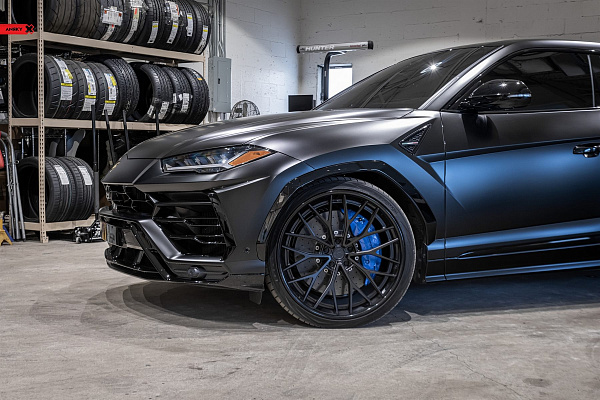 Фото дисков Anrky AN30 Черный сатин на Lamborghini Urus