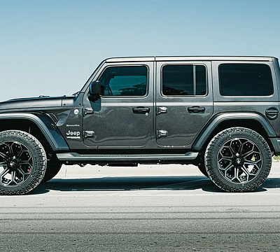 Фото дисков 4PLAY 4P80R на Jeep Wrangler IV (JL)