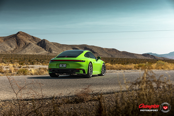 Фото дисков Vossen RS92 Полированный лак на Porsche 911 VIII