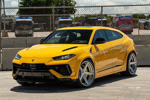 Фото дисков Anrky RS5.3 Глянцевый лак на Lamborghini Urus