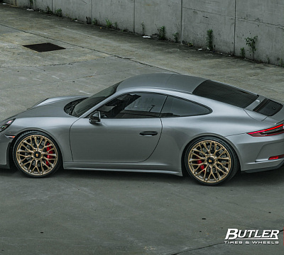 Фото дисков HRE P200 на Porsche 911 VII