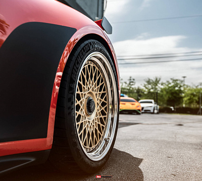 Фото дисков HRE 501 на Porsche 911 VIII