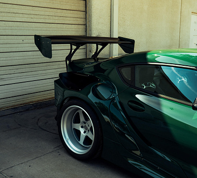 Фото дисков HRE 305 на Toyota Supra A90