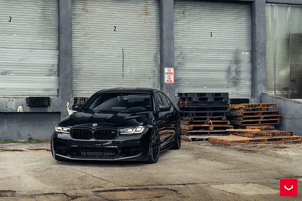 Фото дисков Vossen HF-7 Черный глянец на BMW 5/M5 (G30/F90)