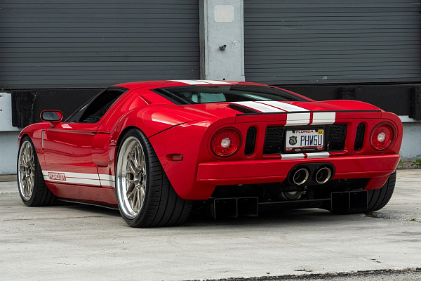 Фото дисков Anrky RS1 Глянцевая шампань на Ford GT I