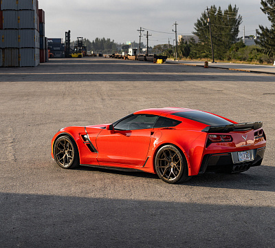 Фото дисков Vossen HF-5 на Chevrolet Corvette C7