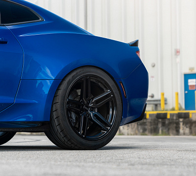 Фото дисков Vossen HF-1 на Chevrolet Camaro VI