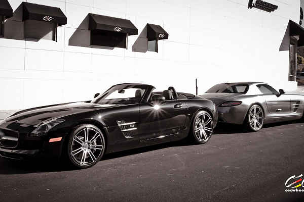 Фото дисков CEC C883 Сатиновый лак на Mercedes-Benz SLS AMG