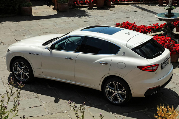 Фото дисков Maserati NEREO  на Maserati Levante