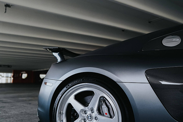 Фото дисков HRE 527 Глянцевый лак на Audi R8 (4S)