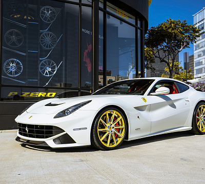 Фото дисков CEC C26 на Ferrari F12