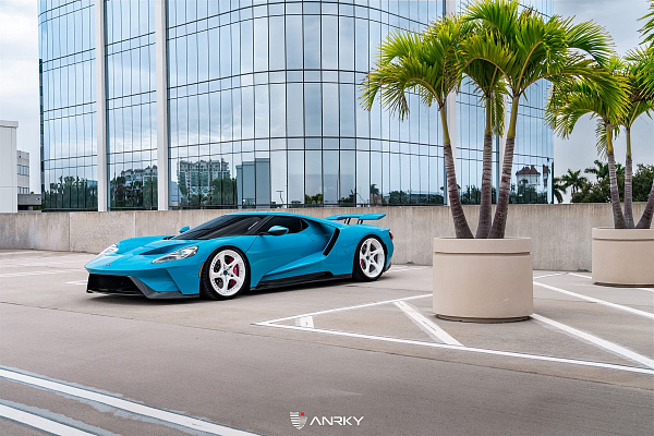 Ford GT