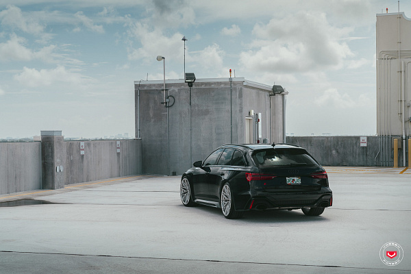 Фото дисков Vossen S21-02 Глянцевый лак на Audi A/RS 6 (C8)