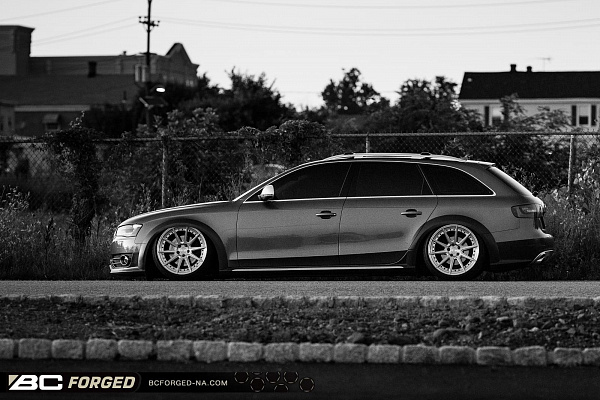 Фото дисков BC Forged HCS04 Глянцевый лак на Audi A/S/RS 4 (B8)