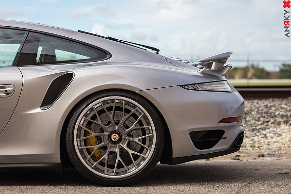 Фото дисков Anrky AN30 Сатиновый тонированный лак на Porsche 911 VII