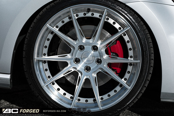 Фото дисков BC Forged HCA382 Глянцевый лак на Volkswagen Golf VII